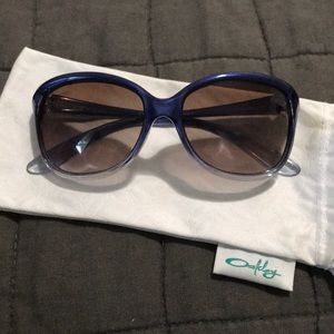 Oakley Sunglasses, Style Pampered
